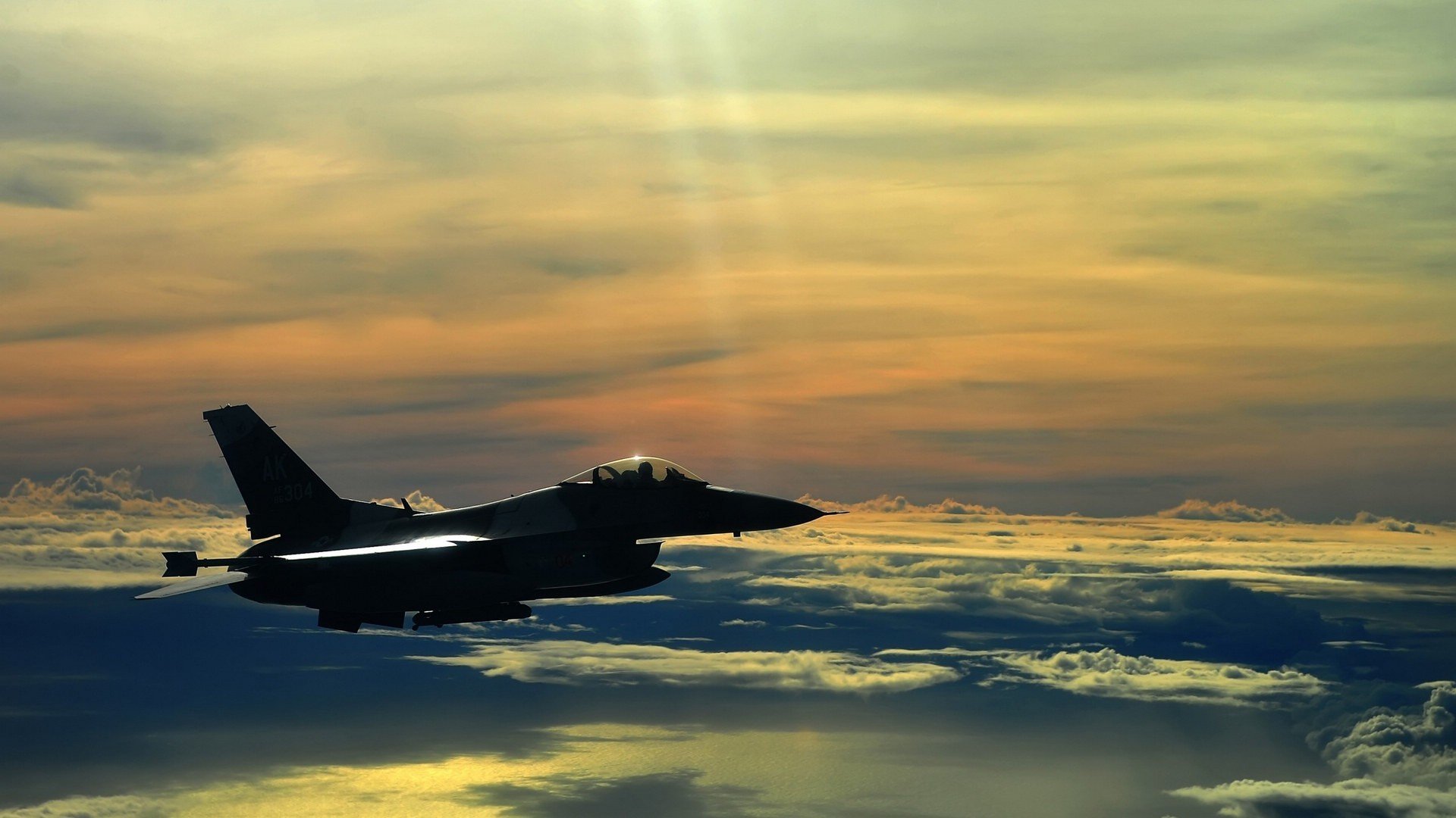 爱游戏电竞官网-赛后采访：李明表示“团队合作是胜利关键”！