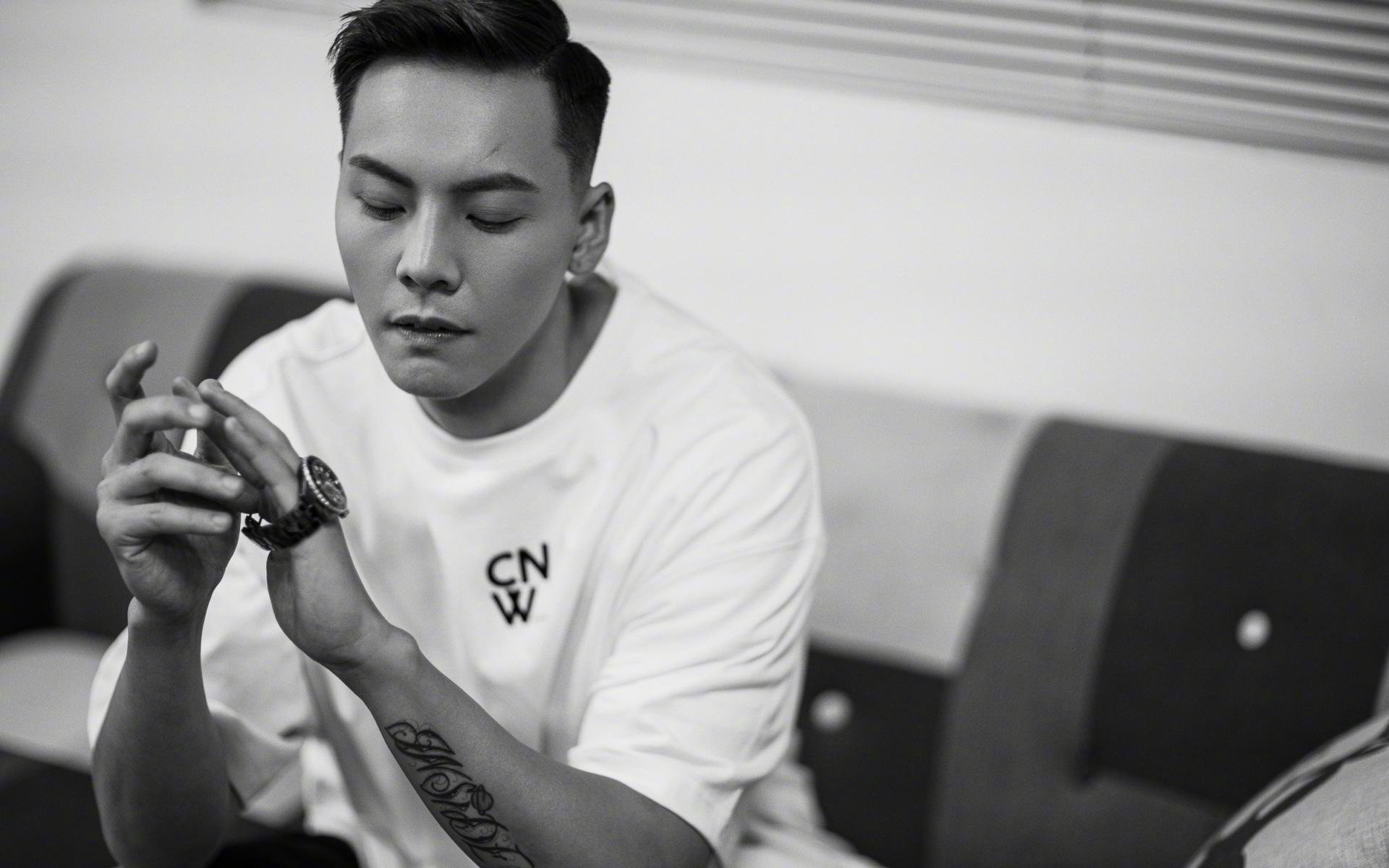 英国队稳定发挥成夺冠关键因素，英国队实力